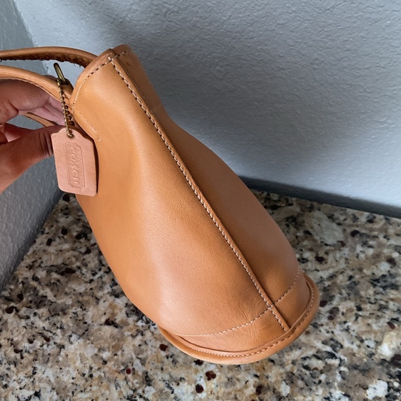 Coach Vintage Small Tote Bag - Picture 4 of 12